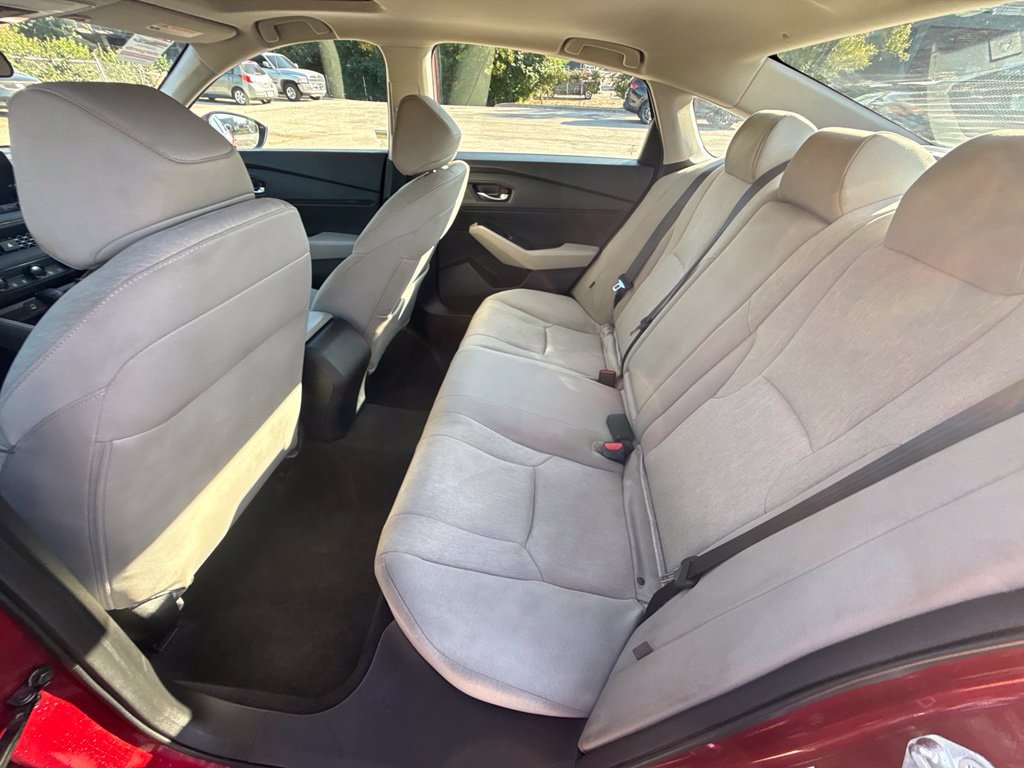 Used 2023 Honda Accord EX image 30