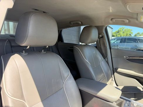 Used 2015 Chevrolet Impala LTZ FWD image 31