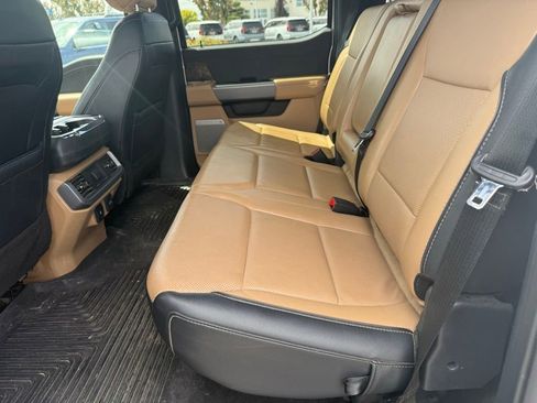 Used 2021 Ford F150 Lariat AWD/4WD image 12