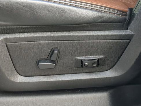 Used 2020 RAM 2500 Limited image 22