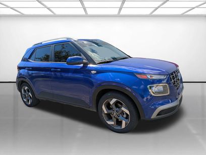 Used 2023 Hyundai Venue SEL w/ Cargo Package