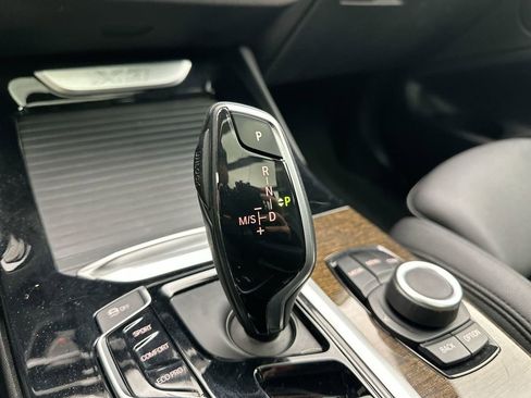 Used 2019 BMW X3 xDrive30i w/ Driving Assistance Package image 12