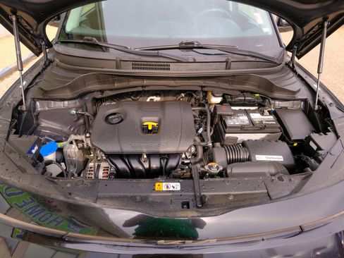 Used 2023 Kia Soul LX w/ LX Technology Package image 37