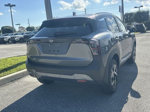 New 2026 Nissan Kicks SV image 6