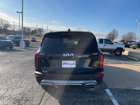 Used 2022 Kia Telluride SX w/ Towing Package image 7