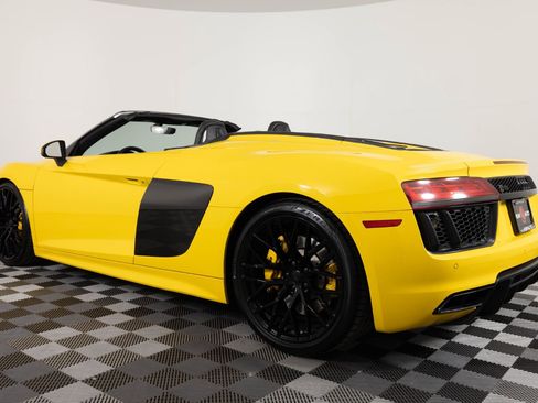 Used 2017 Audi R8 V10 AWD/4WD image 17
