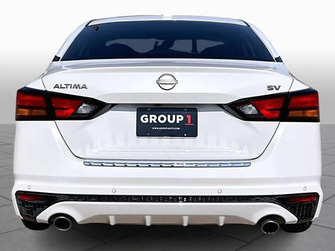 Certified 2023 Nissan Altima 2.5 SV w/ SV Premium Package image 4