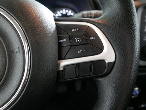 Used 2020 Jeep Renegade Sport w/ Sport Appearance Group image 28