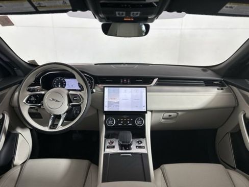 New 2026 Jaguar F-PACE R-Dynamic S image 22