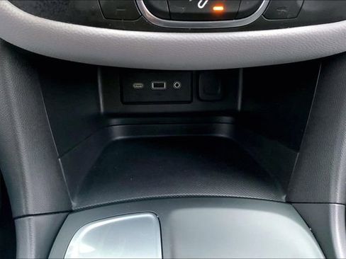 Used 2020 Chevrolet Equinox LS w/ LS Convenience Package image 33