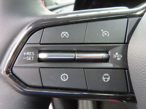 Used 2026 Chevrolet Traverse RS AWD/4WD image 57