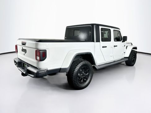 Used 2022 Jeep Gladiator Sport AWD/4WD image 9