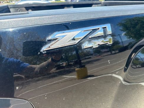 Used 2018 GMC Sierra 1500 SLT AWD/4WD image 6