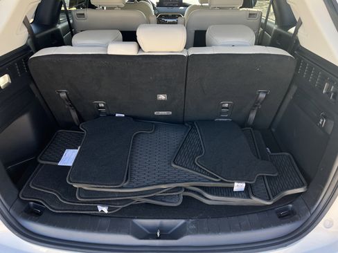 Used 2024 MAZDA CX-90 3.3 Turbo w/ Premium Package image 33