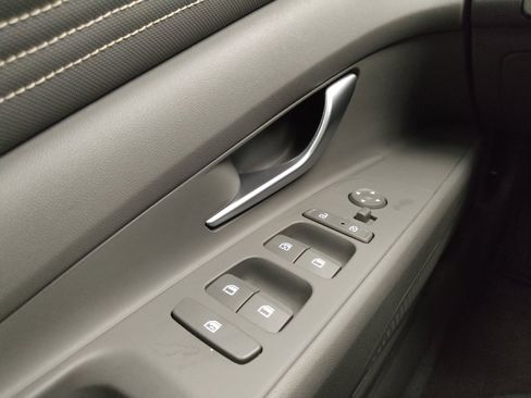 Used 2023 Hyundai Elantra SEL w/ Convenience Package FWD image 27