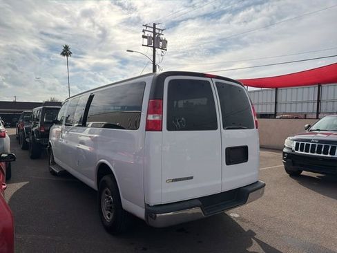 Used 2020 Chevrolet Express 3500 LT w/ LT Preferred Equipment Group image 11