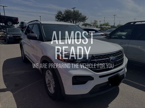 Used 2020 Ford Explorer XLT RWD image 5