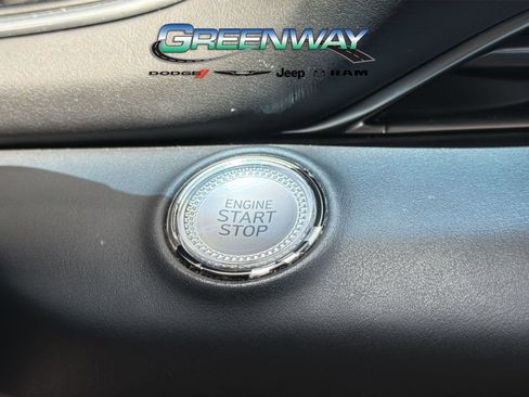 Used 2021 Genesis GV80 2.5T w/ Prestige Package 04 AWD/4WD image 32