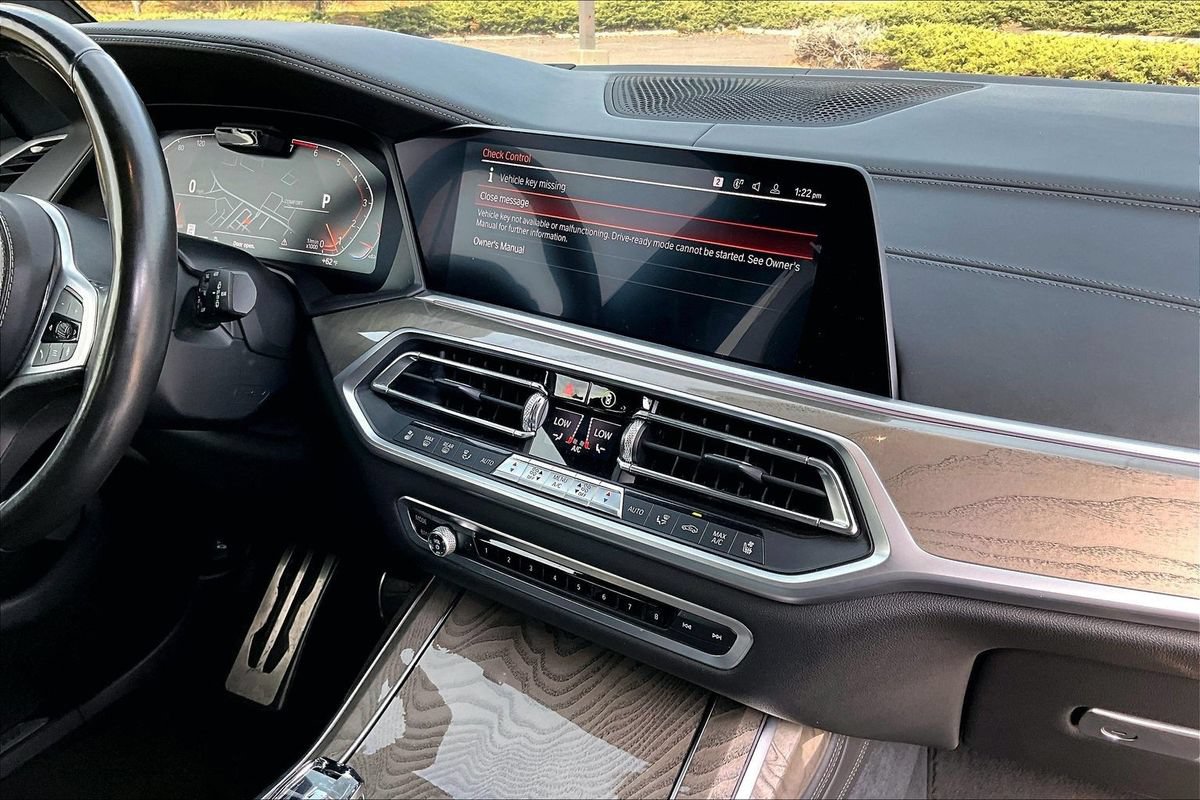 Used 2019 BMW X7 xDrive50i w/ M Sport Package AWD/4WD image 34