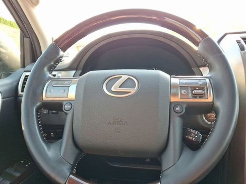 Used 2018 Lexus GX 460 Premium w/ Premium Package AWD/4WD image 20