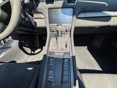 Certified 2025 Porsche 718 Boxster Spyder RS image 16