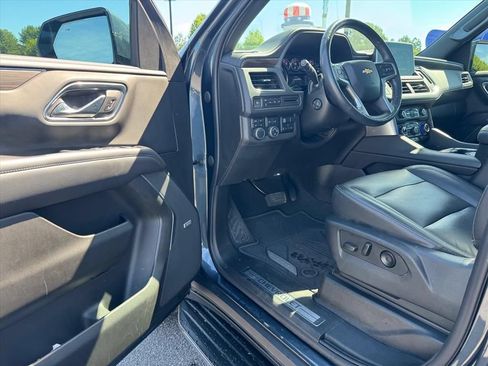 Used 2021 Chevrolet Tahoe LT w/ LT Signature Package AWD/4WD image 17