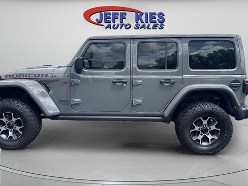 Used 2020 Jeep Wrangler Unlimited Rubicon w/ Dual Top Group AWD/4WD image 8