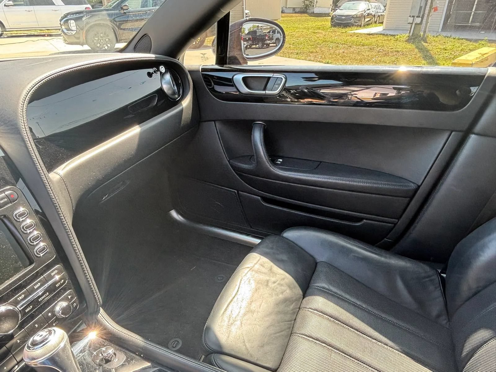 Used 2006 Bentley Flying Spur Flying Spur AWD/4WD image 29