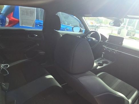 Used 2022 Honda Civic Sport image 12