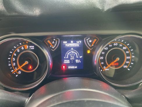 Used 2021 Jeep Gladiator Sport w/ Trailer Tow Package image 16