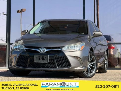 Used 2017 Toyota Camry XSE image 1