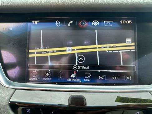 Used 2017 Cadillac XT5 Premium Luxury FWD image 21