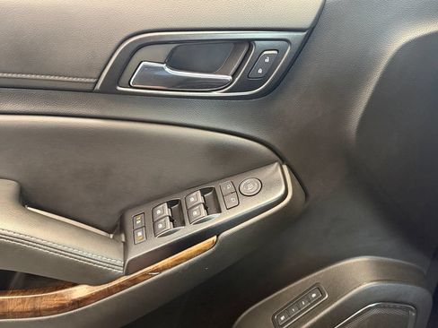 Used 2019 Chevrolet Tahoe LT w/ Z71 Midnight Edition AWD/4WD image 26
