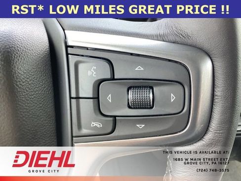 Used 2022 Chevrolet Silverado 1500 RST w/ Z71 Off-Road Package AWD/4WD image 32