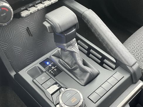 Used 2025 Toyota 4Runner SR5 image 25