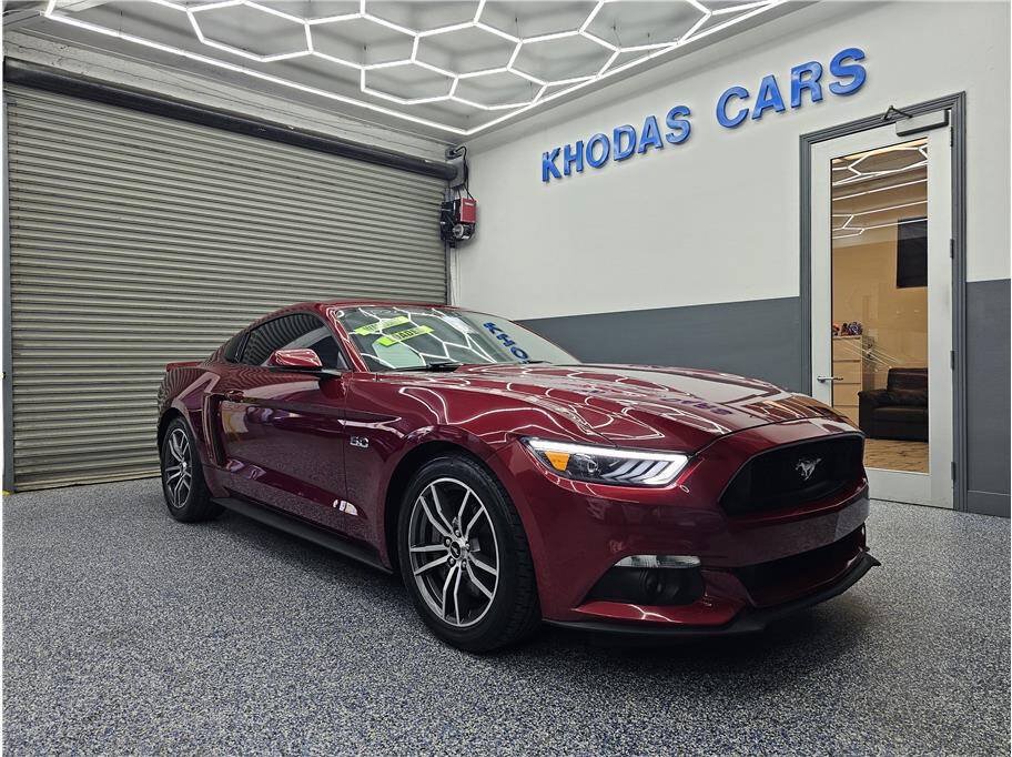 Used 2015 Ford Mustang GT Premium RWD image 7
