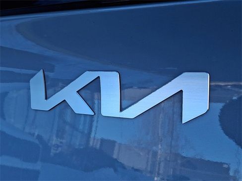 Certified 2023 Kia Sportage SX image 30