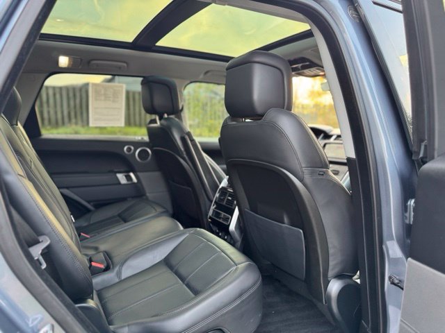 Certified 2019 Land Rover Range Rover Sport HSE AWD/4WD image 16