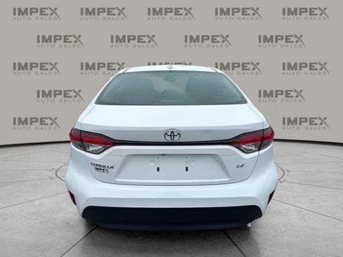 Used 2023 Toyota Corolla LE image 4