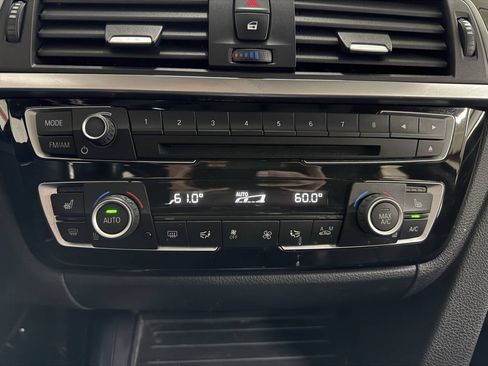 Used 2019 BMW 330i Gran Turismo xDrive w/ M Sport Package AWD/4WD image 30