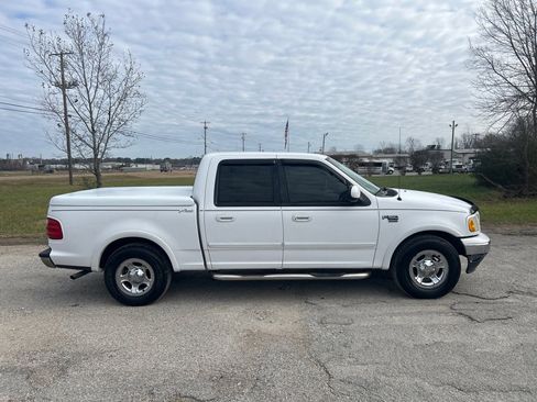 Used 2001 Ford F150 Lariat image 6
