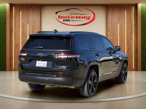 Used 2021 Jeep Grand Cherokee L Laredo AWD/4WD image 5
