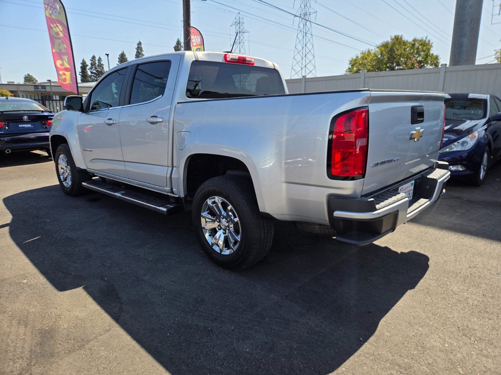 Used 2020 Chevrolet Colorado LT RWD image 2