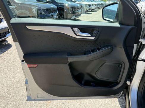 Used 2020 Ford Escape SE AWD/4WD image 7