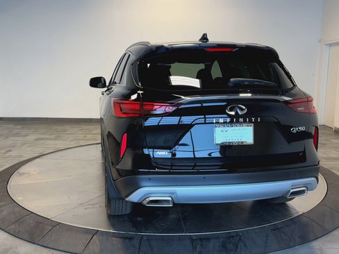 New 2025 INFINITI QX50 Luxe image 7