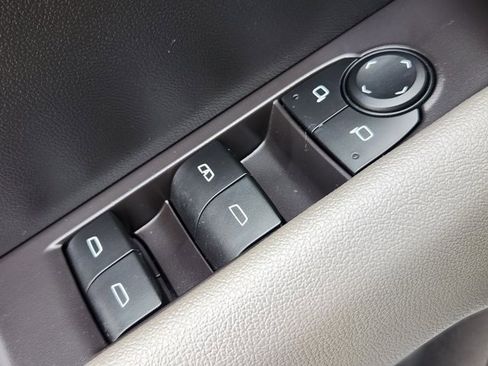 Used 2024 Chevrolet Colorado ZR2 w/ ZR2 Convenience Package III image 21