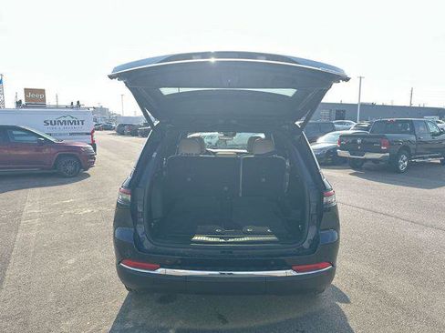 Certified 2023 Jeep Grand Cherokee Limited image 26