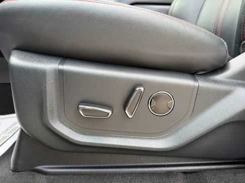 Used 2024 Ford Expedition Limited AWD/4WD image 22