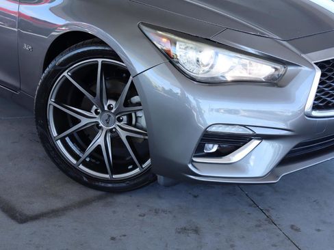 Used 2018 INFINITI Q50 Luxe w/ Essential Package (3.0T Luxe) image 4