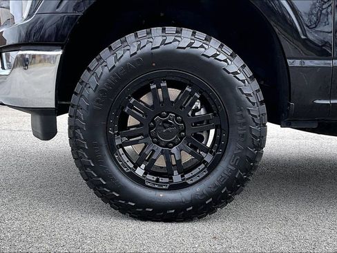 Used 2023 Ford F150 XLT image 9